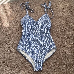 Vineyard Vines x Target One Piece